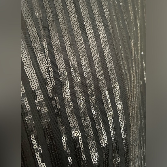 NWT Guess Sequin stripe pencil skirt - Picture 5 of 5